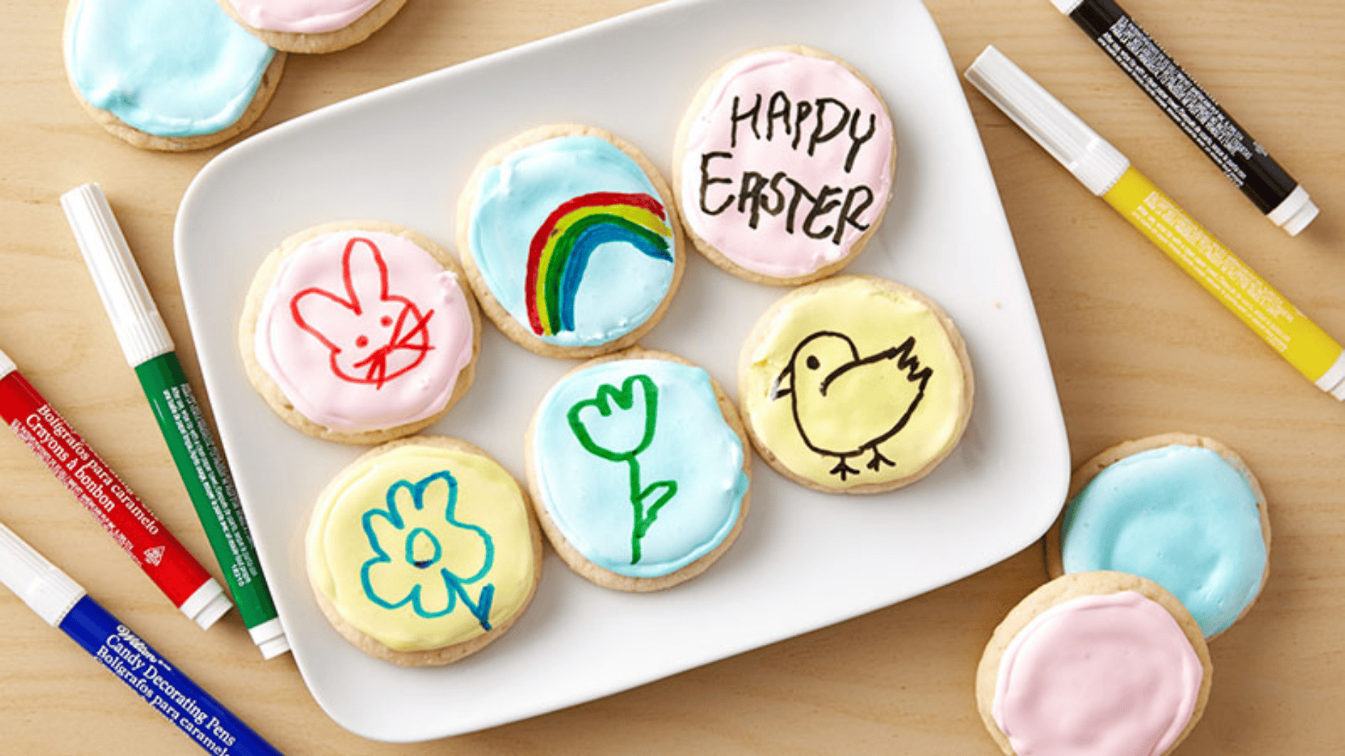 decorating cookies with edible markers