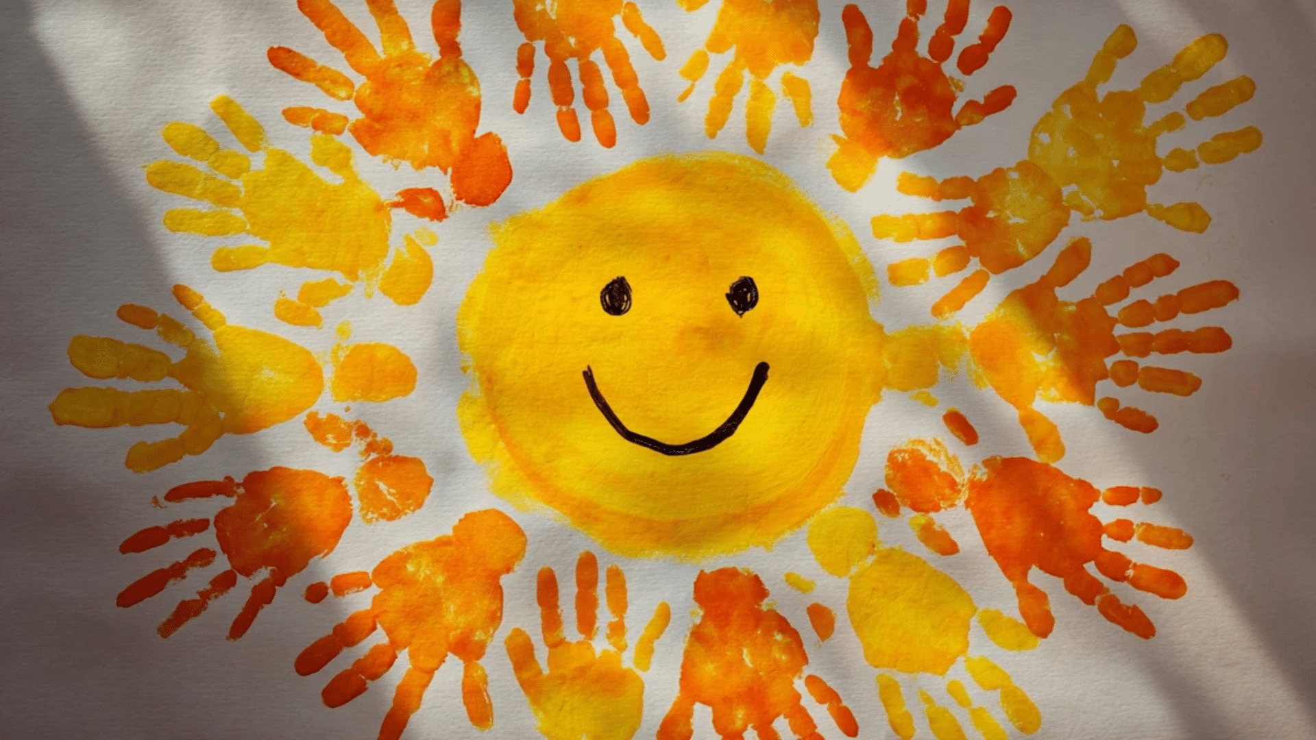 summer sun handprint