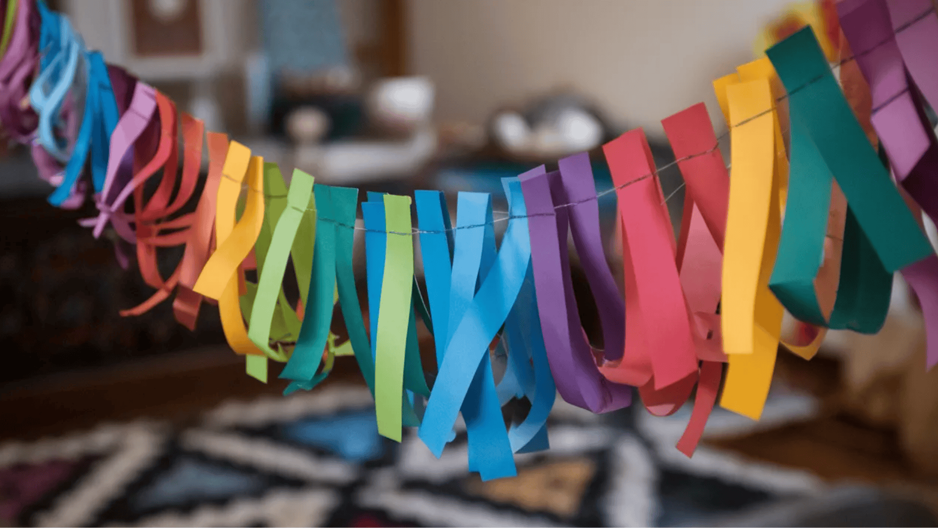 paper chain decoration